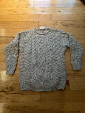 NWT Handmade Cable Knit Sweater Gray 100% Wool New Nepal Hand Knit Pullover